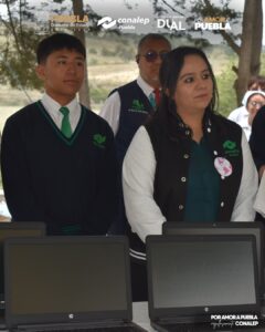 CONALEP Plantel Ciudad Serdán: Entrega de Laptop